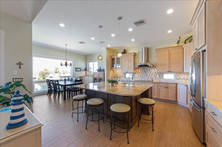 Image No.6-Propriété de 3 chambres à vendre à Holmes Beach