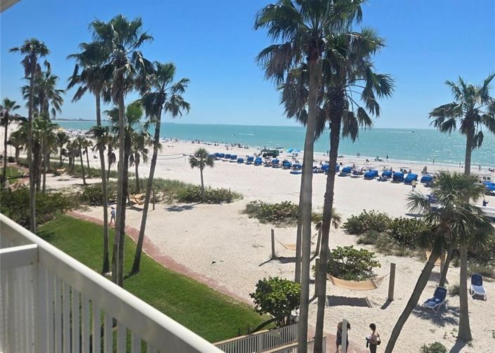 Image No.5-Propriété de 1 chambre à vendre à Floride