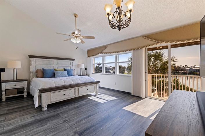 Image No.32-Maison de ville de 4 chambres à vendre à Floride