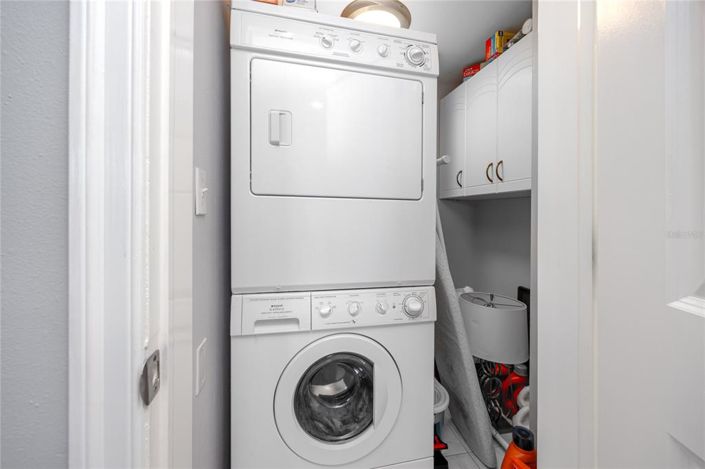 Image No.25-2 Bed Property for sale