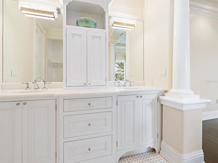 Image No.29-3 Bed Property for sale