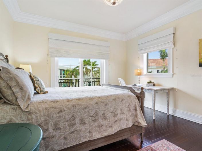 Image No.34-3 Bed Property for sale