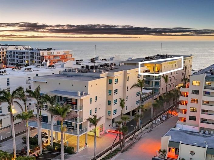 Image No.2-3 Bed Property for sale