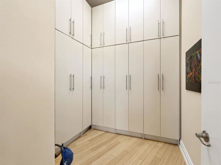 Image No.34-3 Bed Property for sale