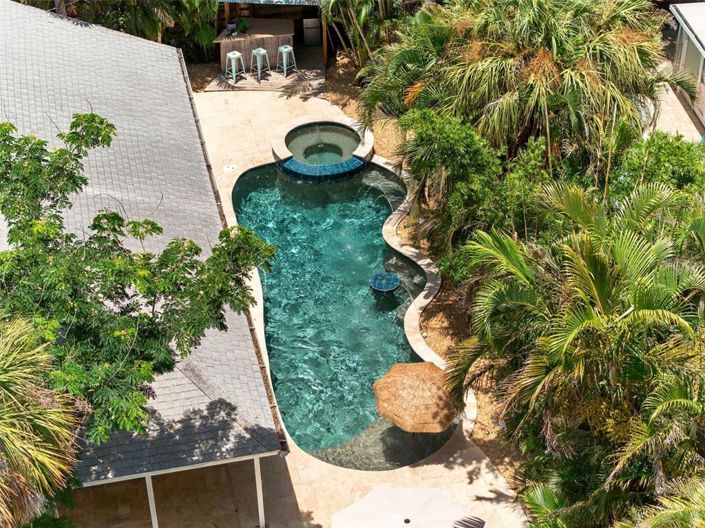 Image No.63-4 Bed Property for sale