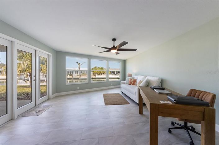 Image No.15-2 Bed Property for sale