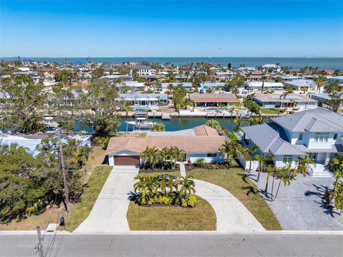 Image No.31-2 Bed Property for sale