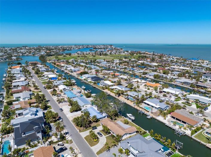 Image No.34-2 Bed Property for sale