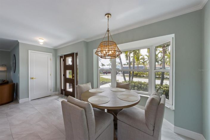 Image No.4-2 Bed Property for sale