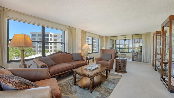 Image No.10-Propriété de 3 chambres à vendre à Sarasota