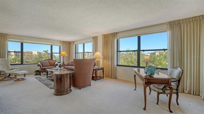 Image No.8-Propriété de 3 chambres à vendre à Sarasota