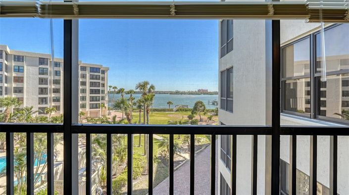 Image No.9-Propriété de 3 chambres à vendre à Sarasota