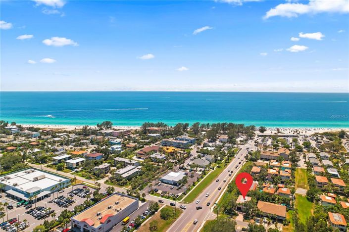 Image No.2-Propriété de 3 chambres à vendre à Holmes Beach