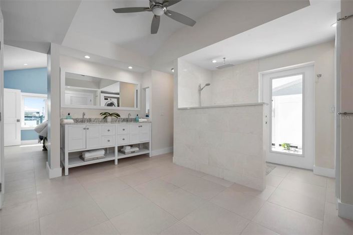 Image No.48-Propriété de 3 chambres à vendre à Holmes Beach