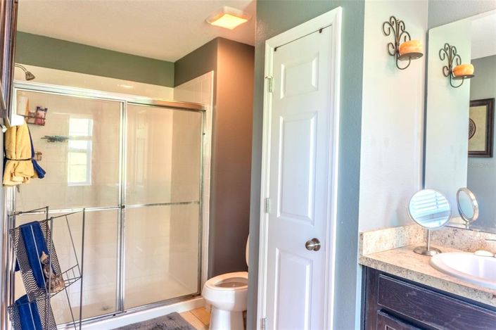 Image No.28-4 Bed Townhouse for sale