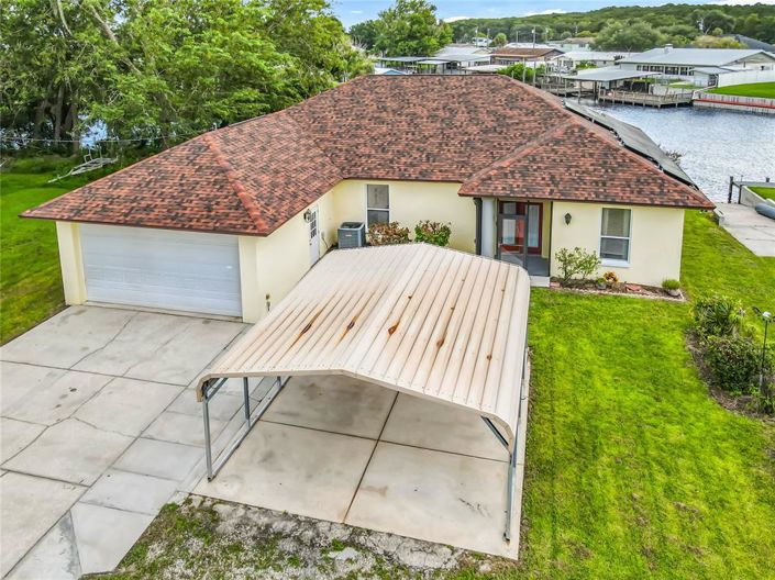 Image No.2-Propriété de 4 chambres à vendre à Haines City