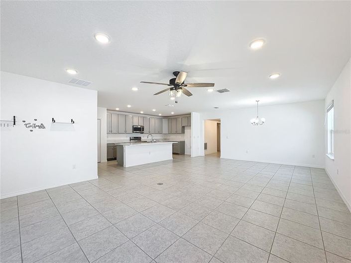 Image No.20-4 Bed Property for sale