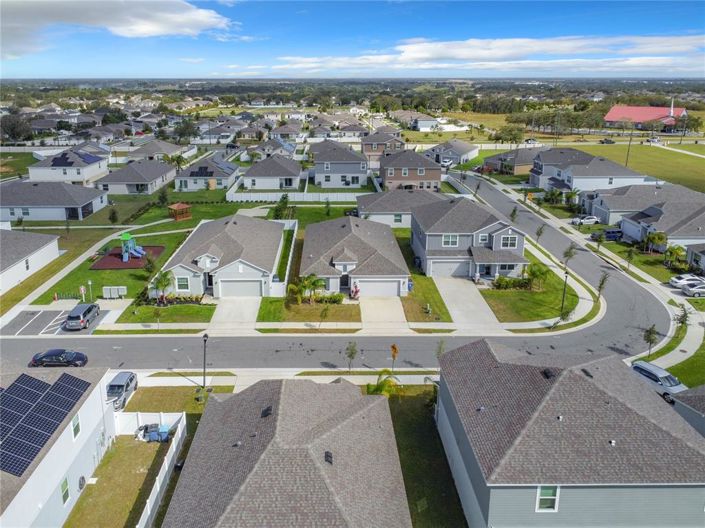 Image No.4-4 Bed Property for sale