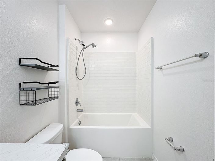 Image No.43-4 Bed Property for sale