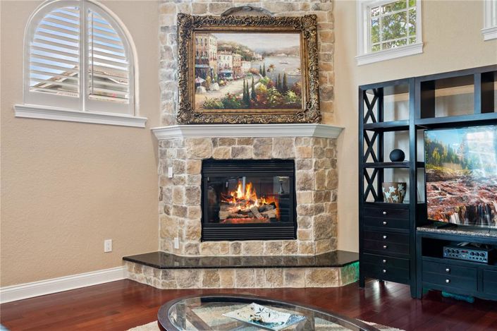 Image No.25-5 Bed Property for sale