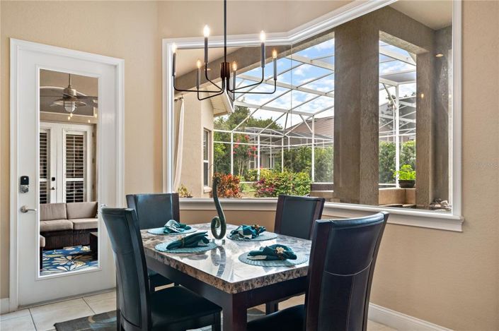 Image No.30-5 Bed Property for sale