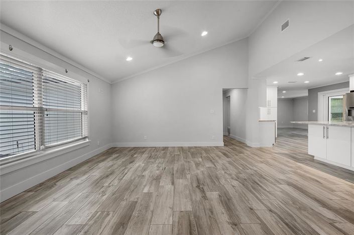 Image No.13-4 Bed Property for sale