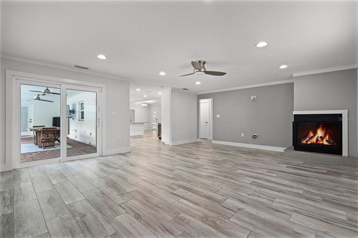 Image No.17-4 Bed Property for sale