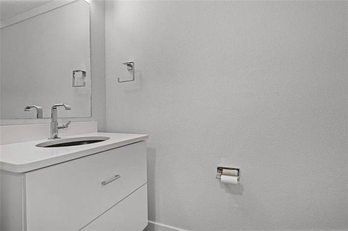 Image No.32-4 Bed Property for sale