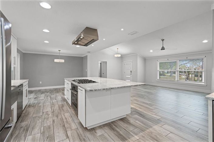 Image No.6-4 Bed Property for sale