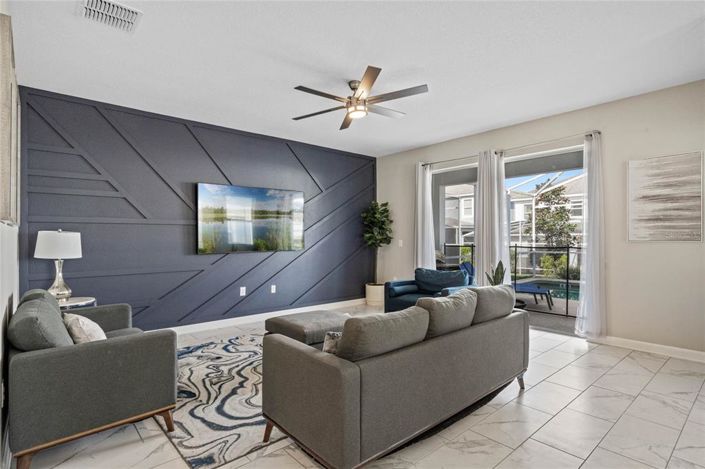 Image No.2-6 Bed Property for sale