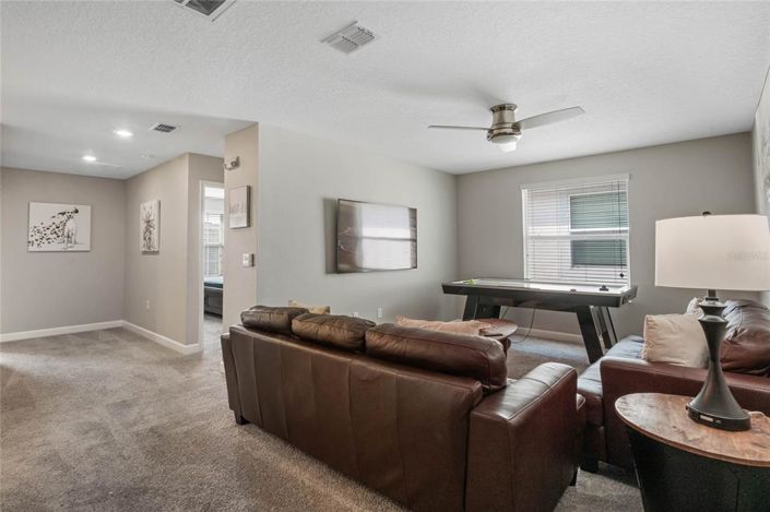 Image No.31-6 Bed Property for sale