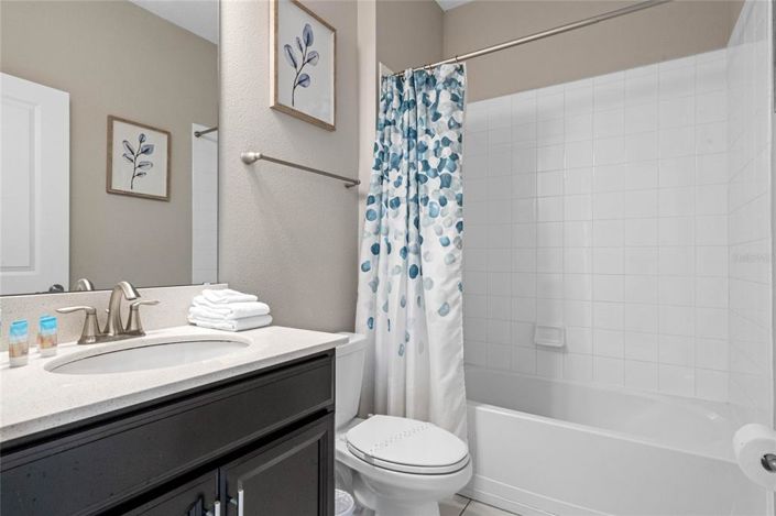 Image No.37-6 Bed Property for sale