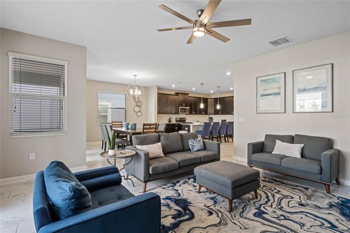 Image No.4-6 Bed Property for sale