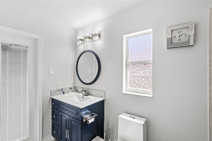 Image No.17-4 Bed Property for sale