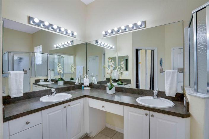 Image No.14-Propriété de 4 chambres à vendre à Davenport