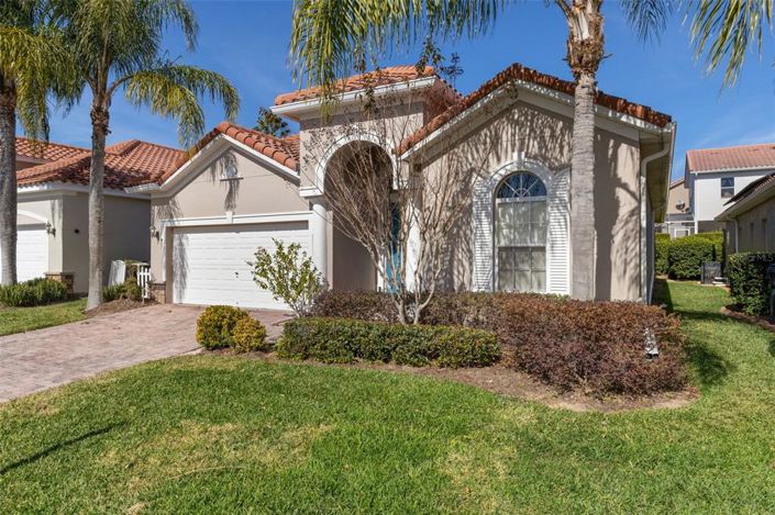 Image No.2-4 Bed Property for sale