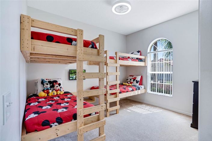 Image No.22-4 Bed Property for sale