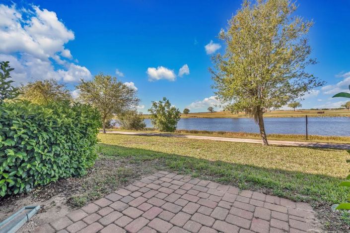 Image No.22-3 Bed Townhouse for sale