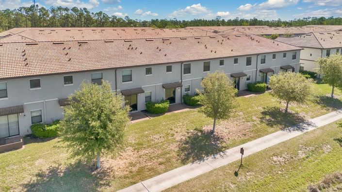 Image No.23-3 Bed Townhouse for sale