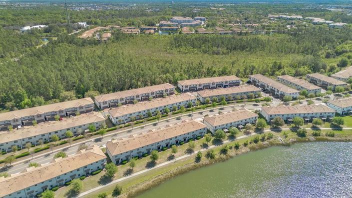 Image No.27-3 Bed Townhouse for sale