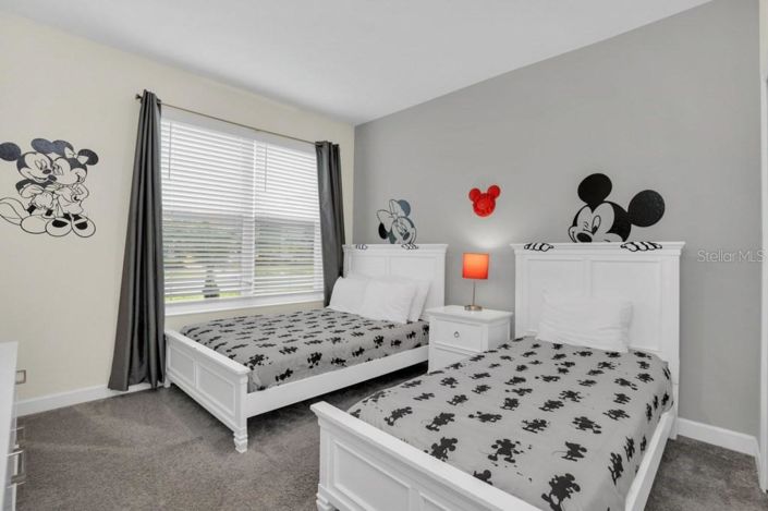 Image No.21-5 Bed Property for sale