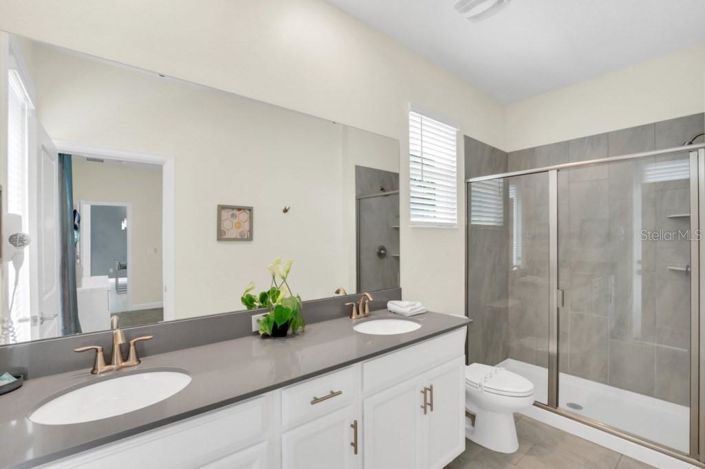 Image No.25-5 Bed Property for sale