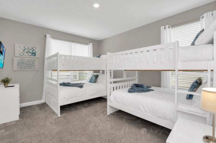 Image No.38-5 Bed Property for sale