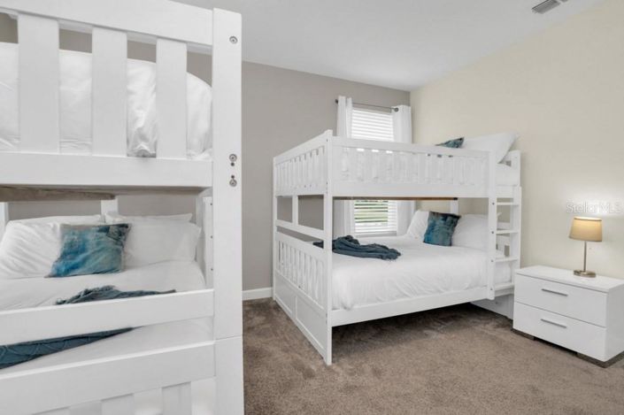 Image No.39-5 Bed Property for sale