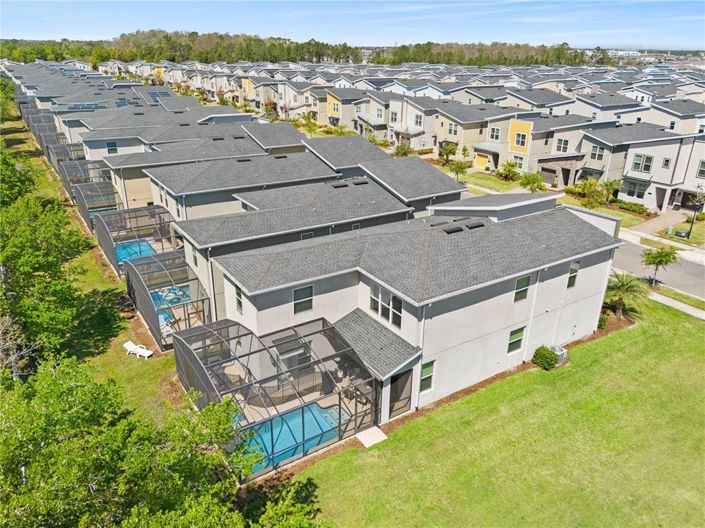 Image No.52-5 Bed Property for sale