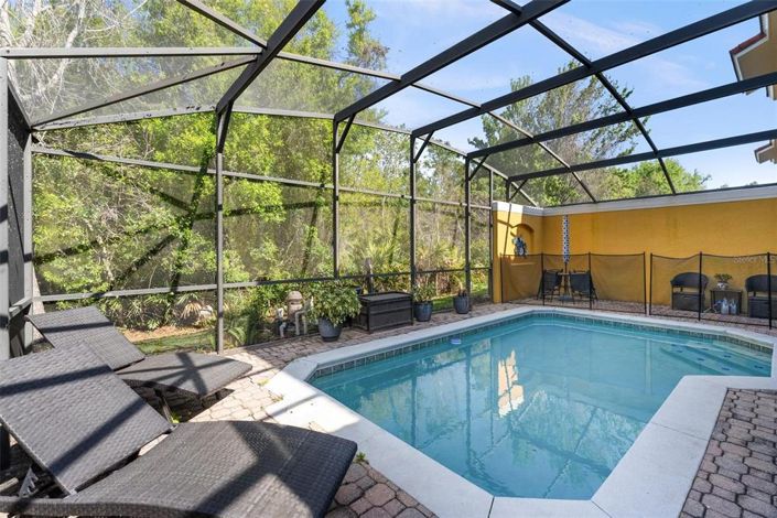 Image No.10-4 Bed Townhouse for sale