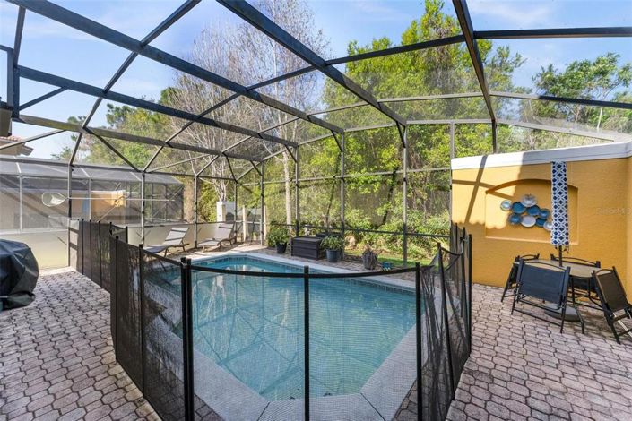 Image No.12-4 Bed Townhouse for sale