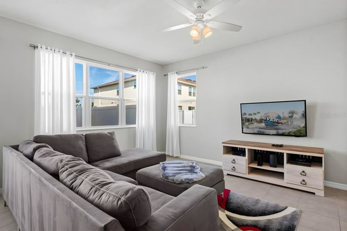 Image No.22-4 Bed Townhouse for sale