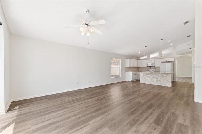 Image No.20-Propriété de 4 chambres à vendre à Clermont