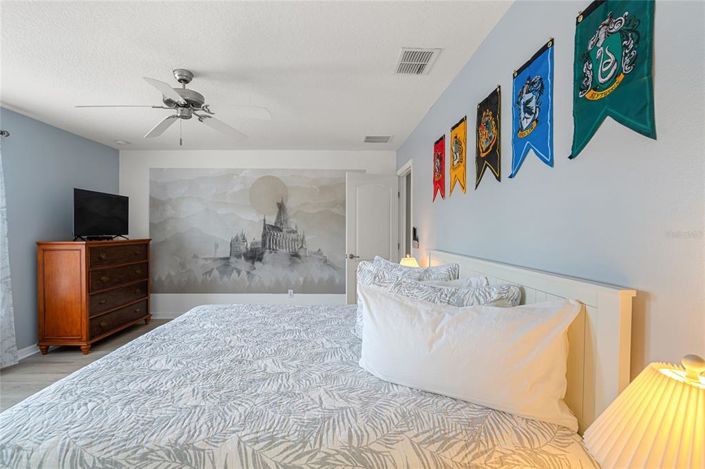 Image No.26-4 Bed Townhouse for sale